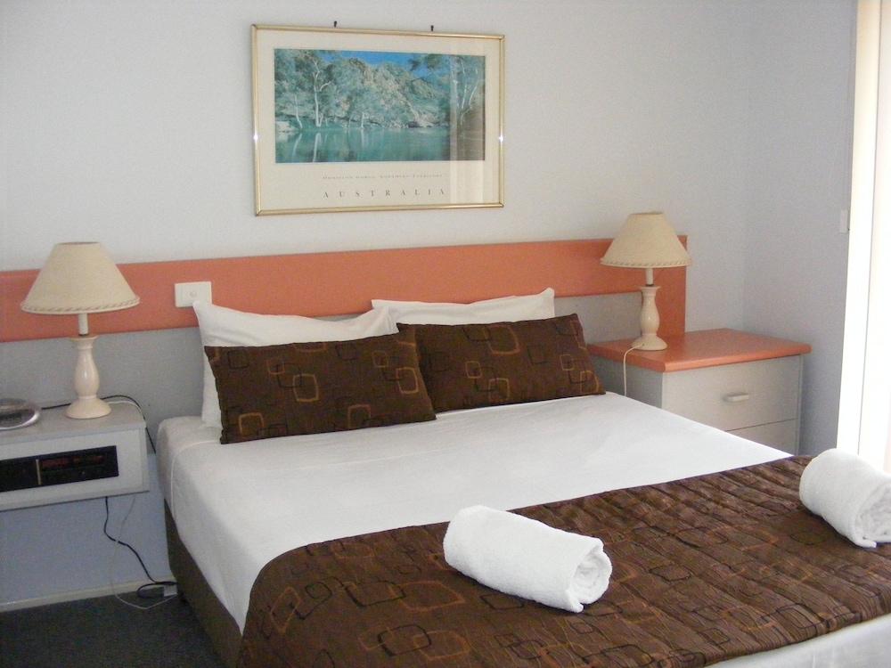 Beachside Motor By Golden Chain Motel 3*