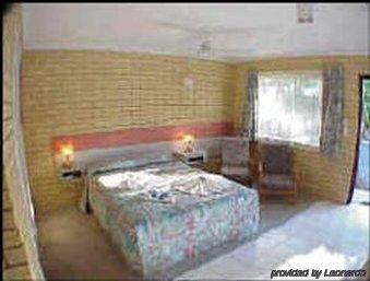 Motel Beachside Motor By Golden Chain